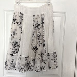 White floral boho skirt, medium